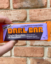 Load image into Gallery viewer, Darl Bar 40g - Hazelnut &amp; Dark Chocolate
